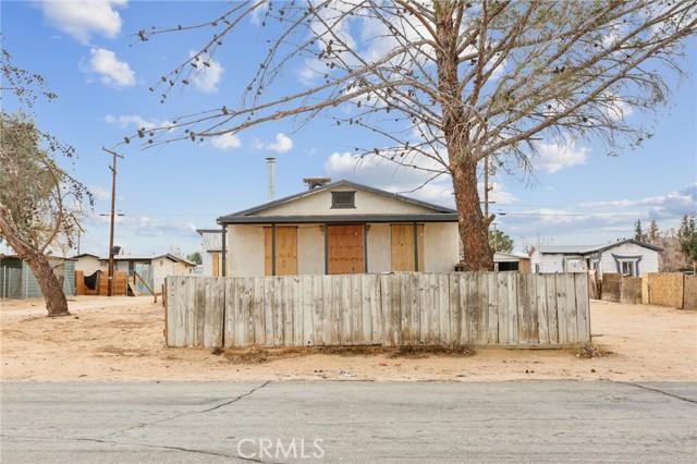 Jessie St, Boron, CA 93516