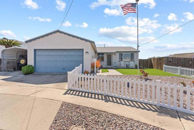 Mount Almagosa Dr, San Diego, CA 92111