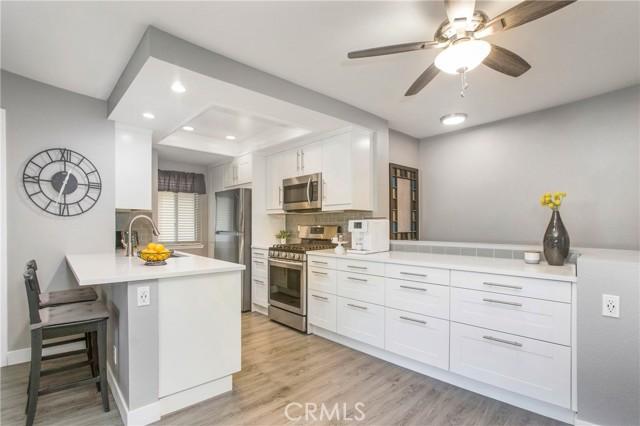 Oak Canyon Ln, Lake Forest, CA 92630