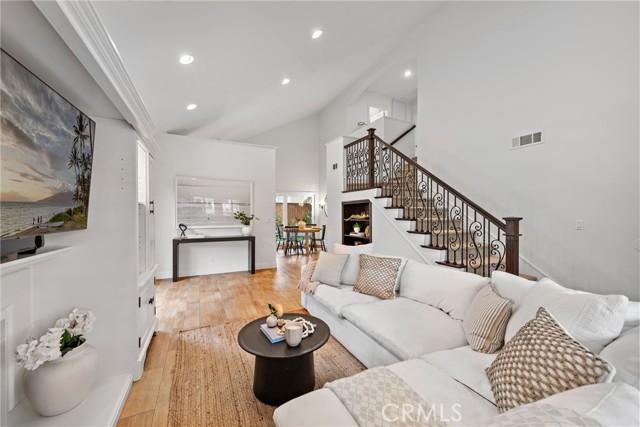 Via Bellorita, Rancho Santa Margarita, CA 92688