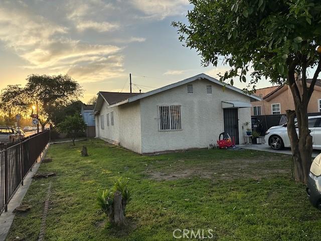 Vinevale Ave, Maywood, CA 90270
