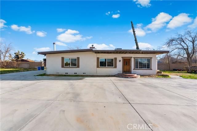 W Avenue L8, Lancaster, CA 93534