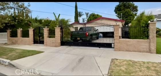 Leadwell St, Van Nuys, CA 91406