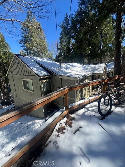 Knoll Dr, Crestline, CA 92325
