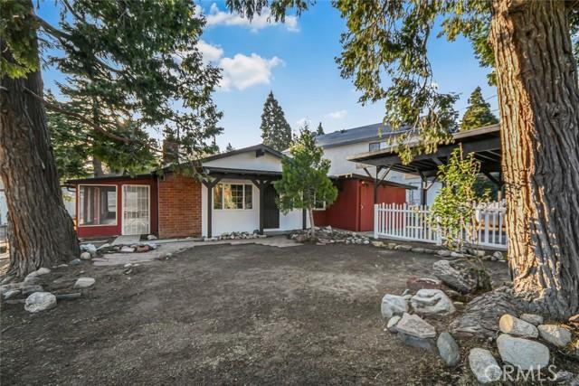 Chippewa St, Lake Hughes, CA 93532