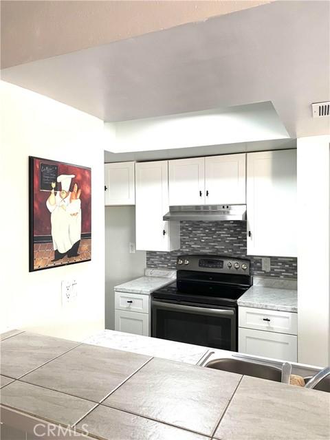 20th St, Highland, CA 92346