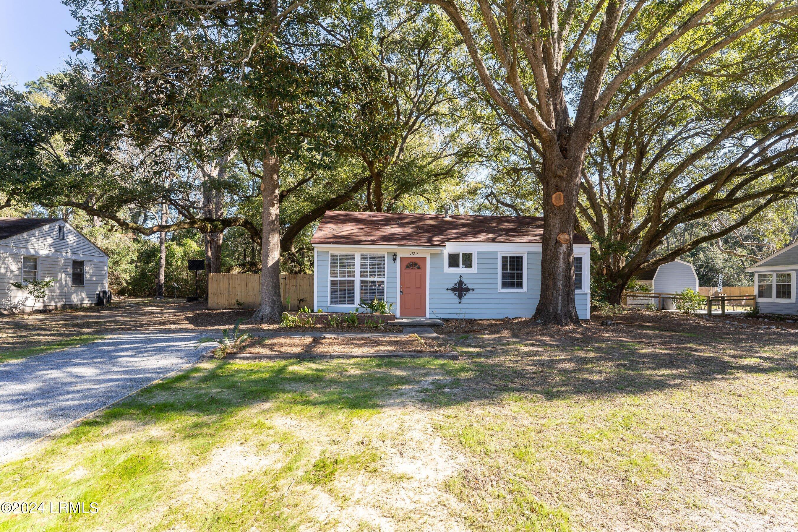 Drayton Dr, Port Royal, SC 29935