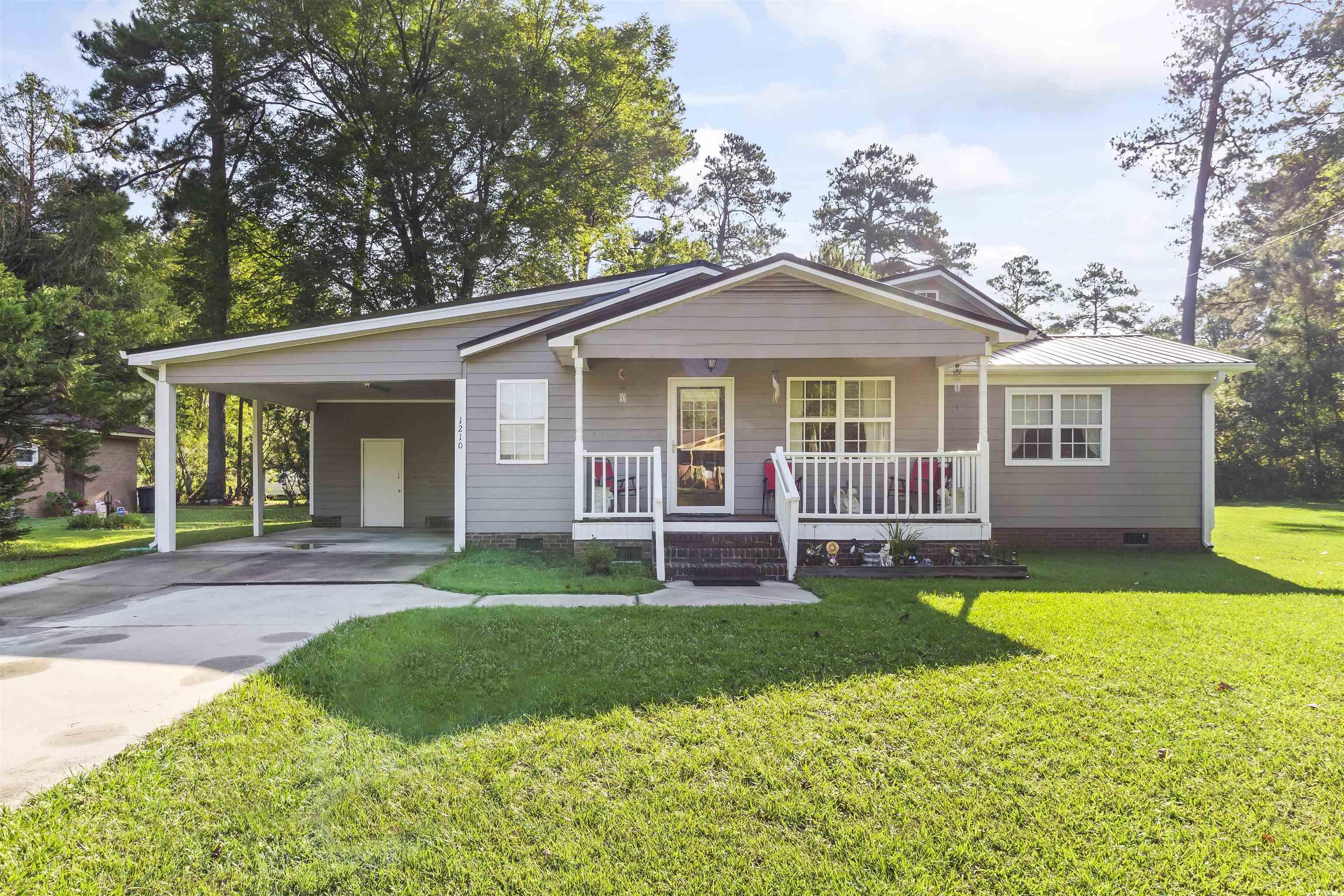 John St, Mullins, SC 29574