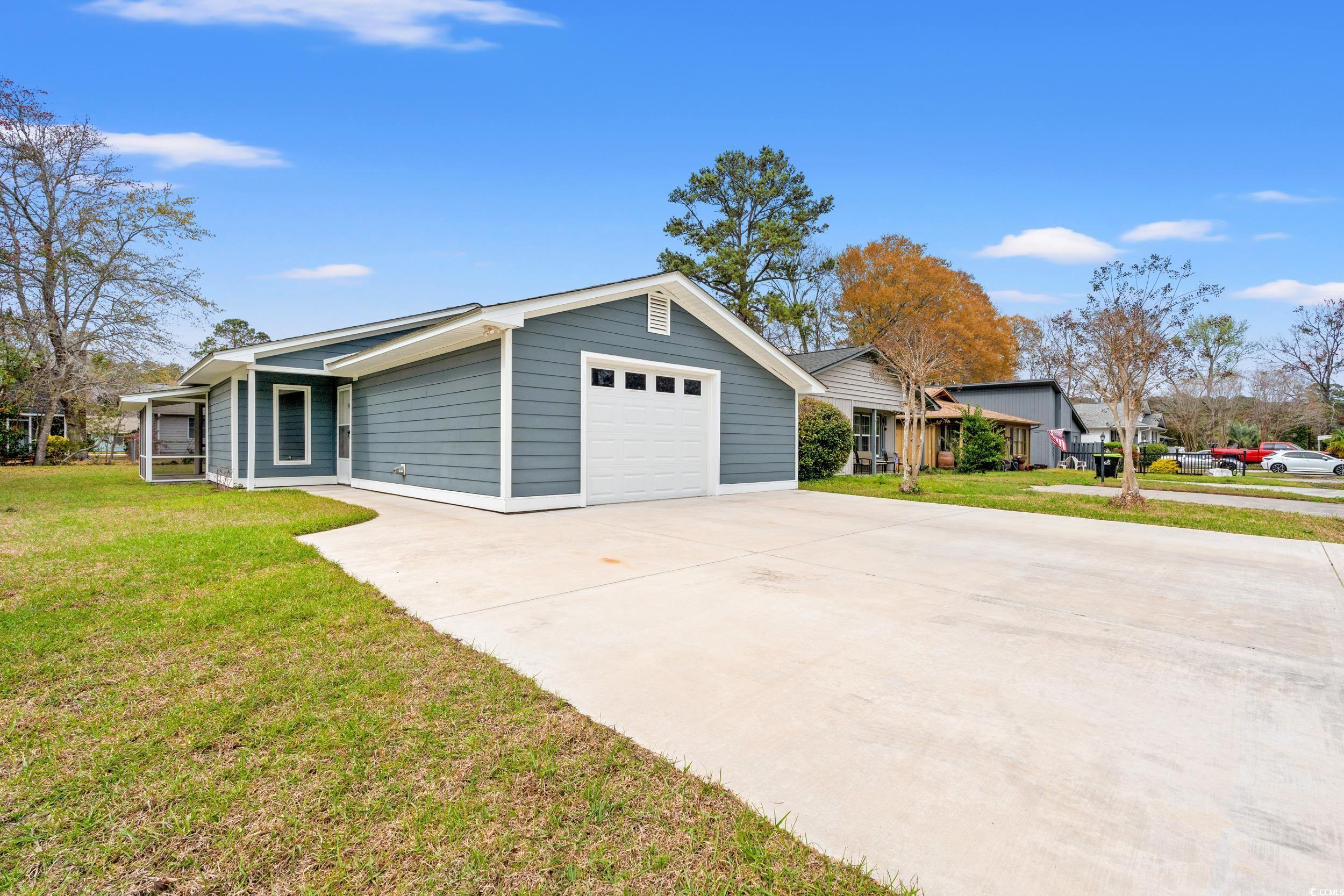 Fox Ln, Murrells Inlet, SC 29576