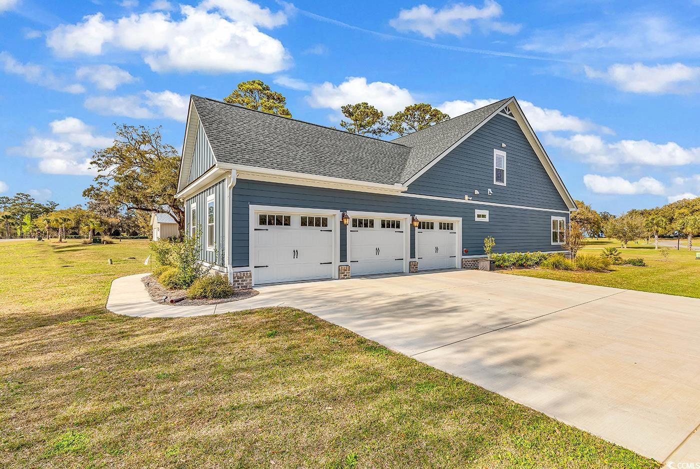 Oak Lawn Rd, Georgetown, SC 29440