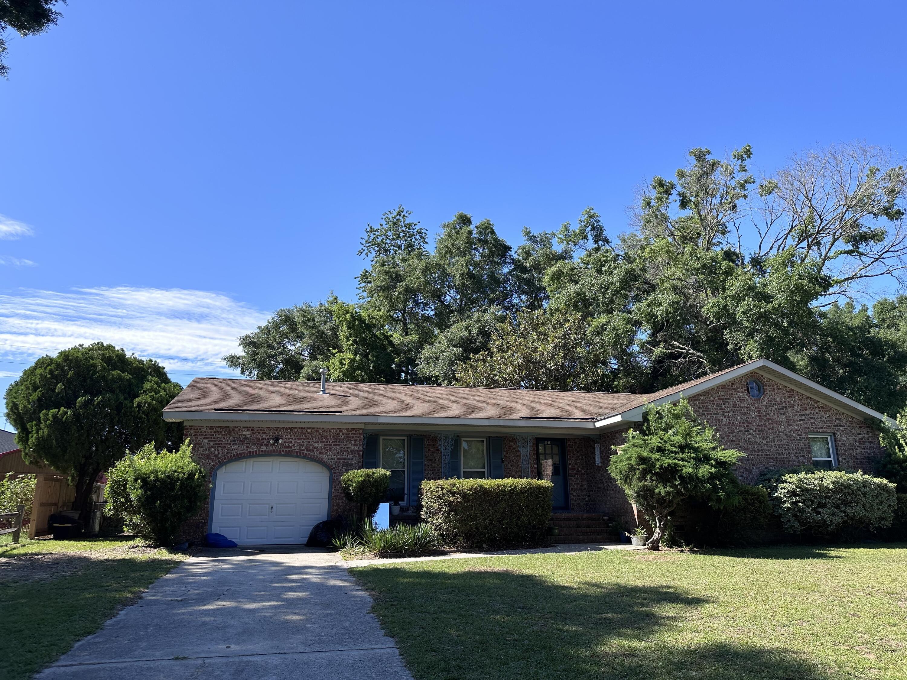 Galen Ct, Bear, DE 19701