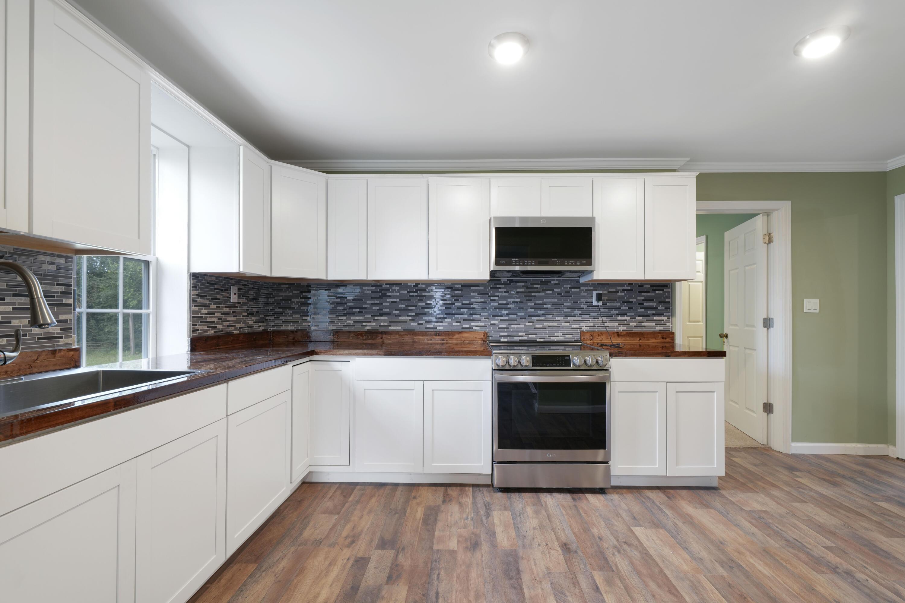 Freeman St, Hampton, SC 29924