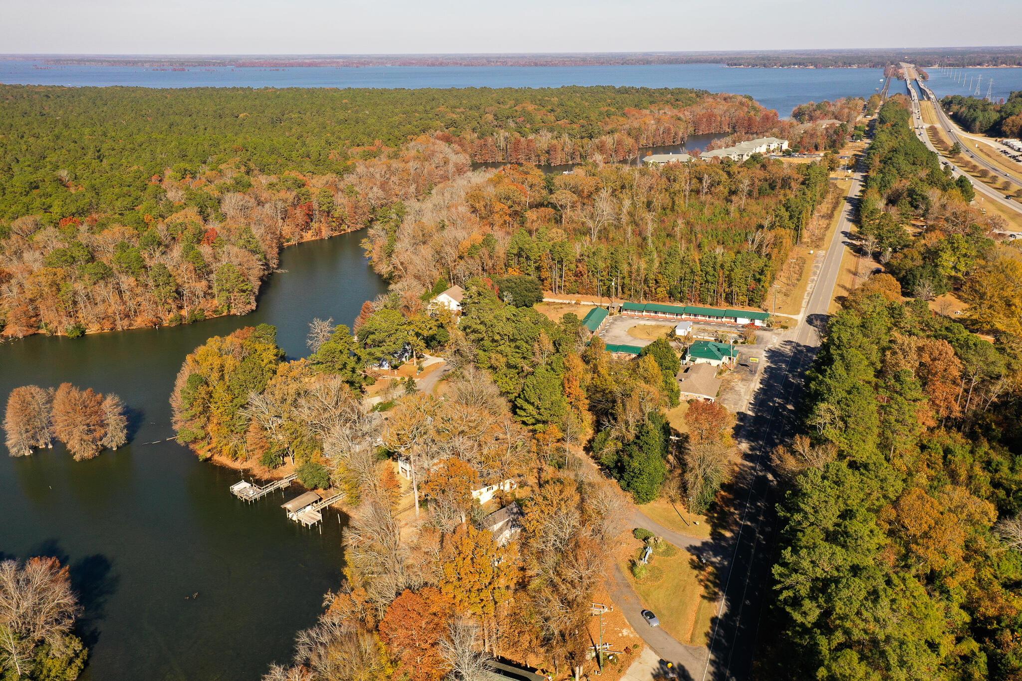 Ballard Ln, Santee, SC 29142