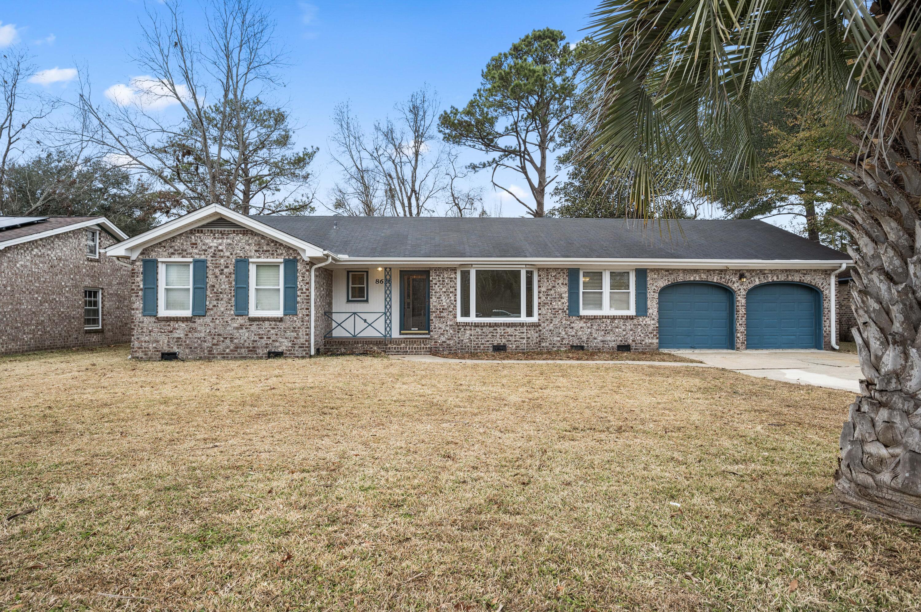 Vistavia Rd, North Charleston, SC 29406