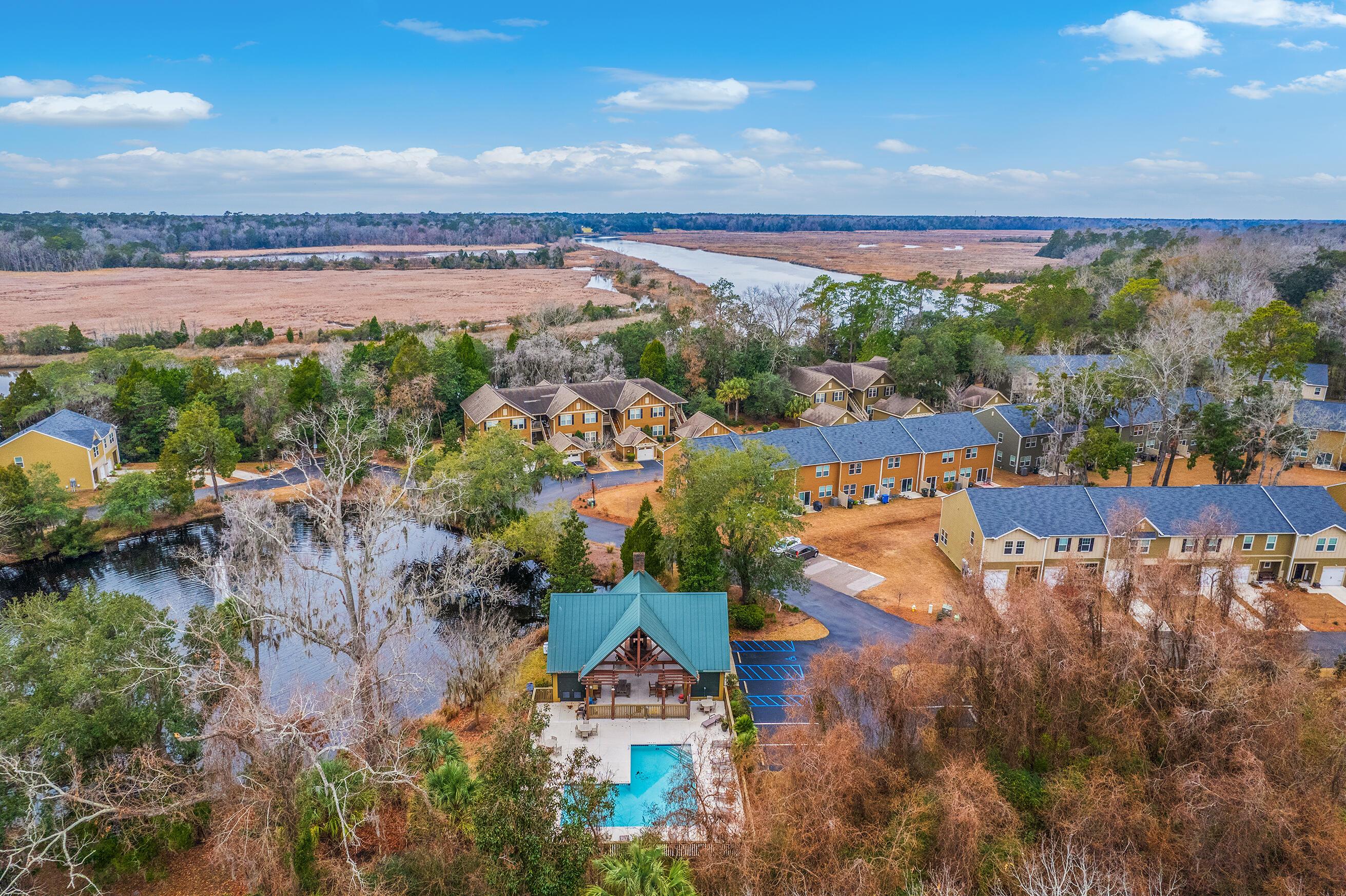 Camp Gregg Ln, North Charleston, SC 29418