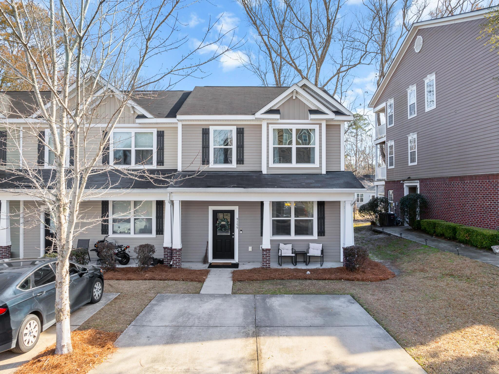 Parlor Dr, Ladson, SC 29456