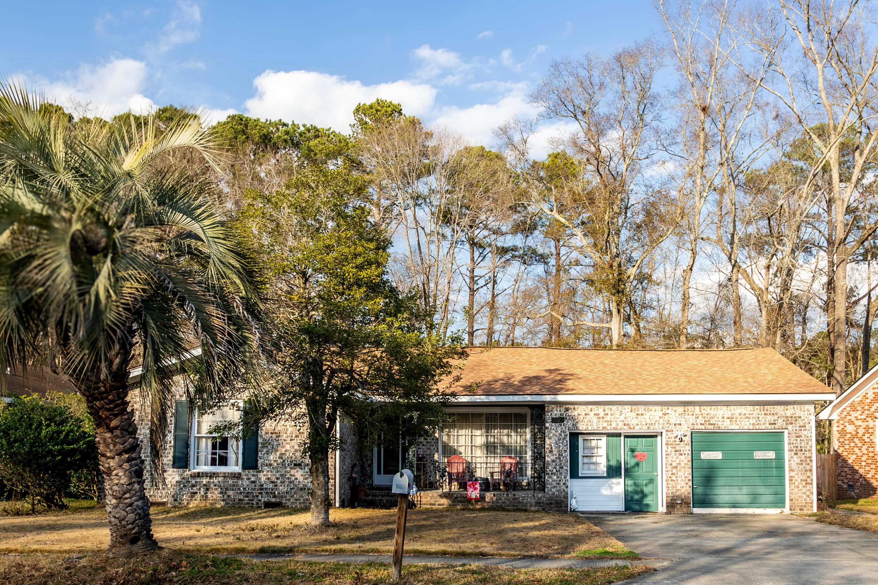 Nantuckett Ave, North Charleston, SC 29420