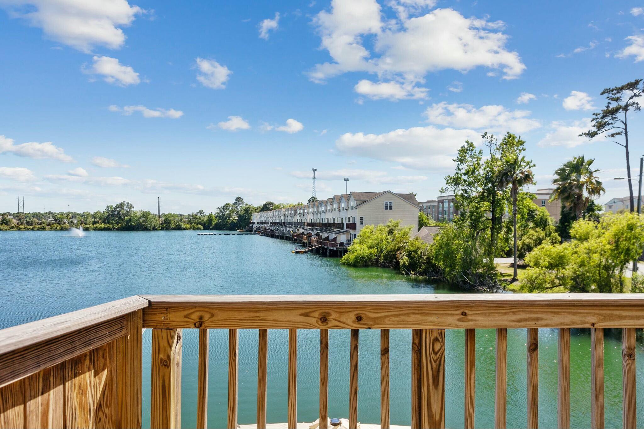 Lake Palmetto Ln, North Charleston, SC 29418