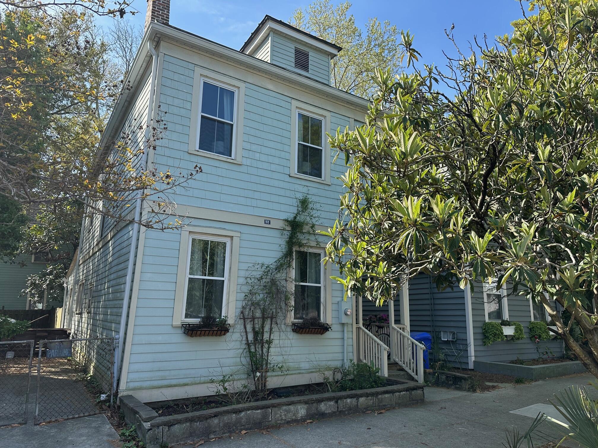 Fishburne St, Charleston, SC 29403