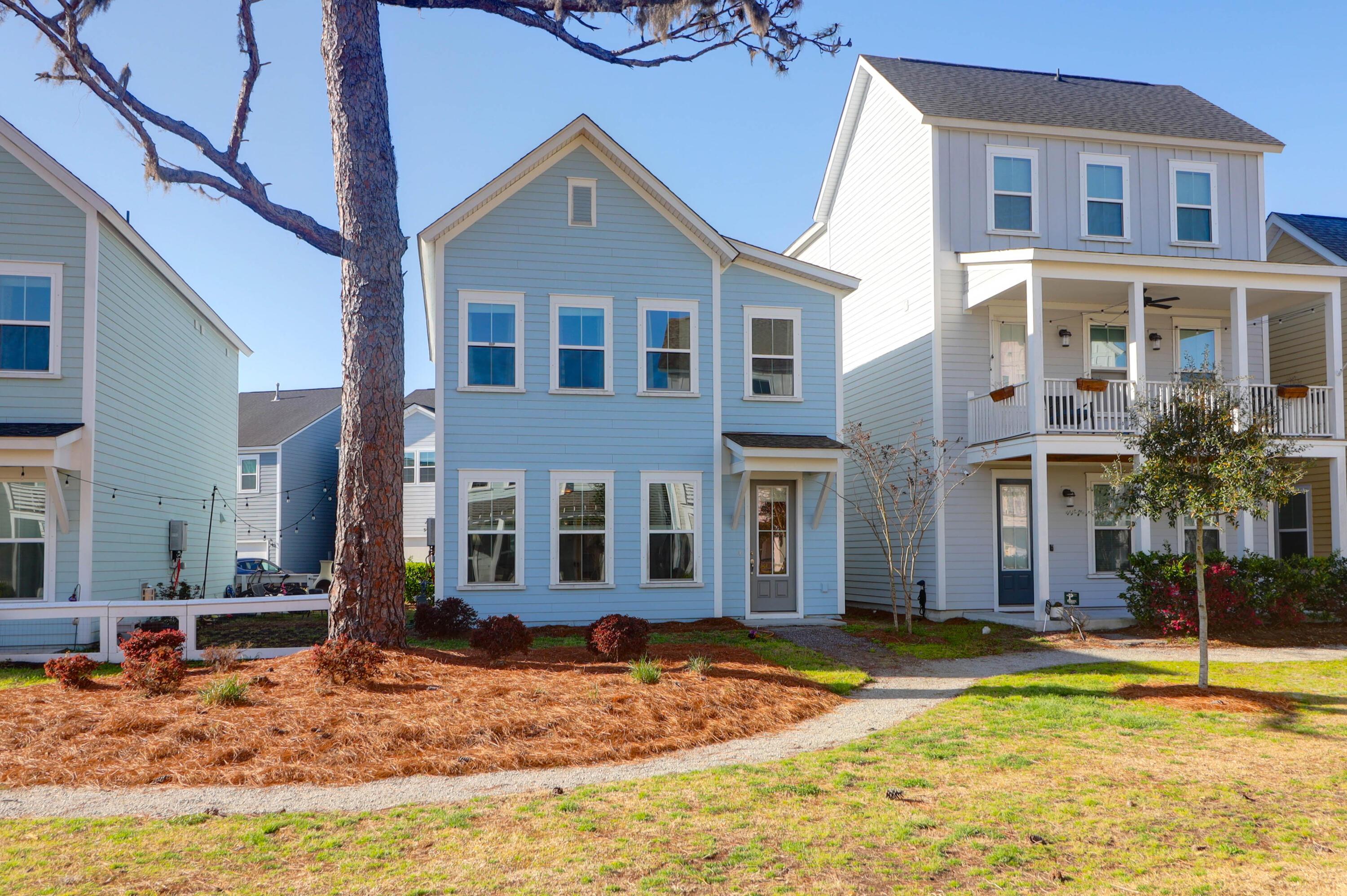 Louisa Ln, North Charleston, SC 29405