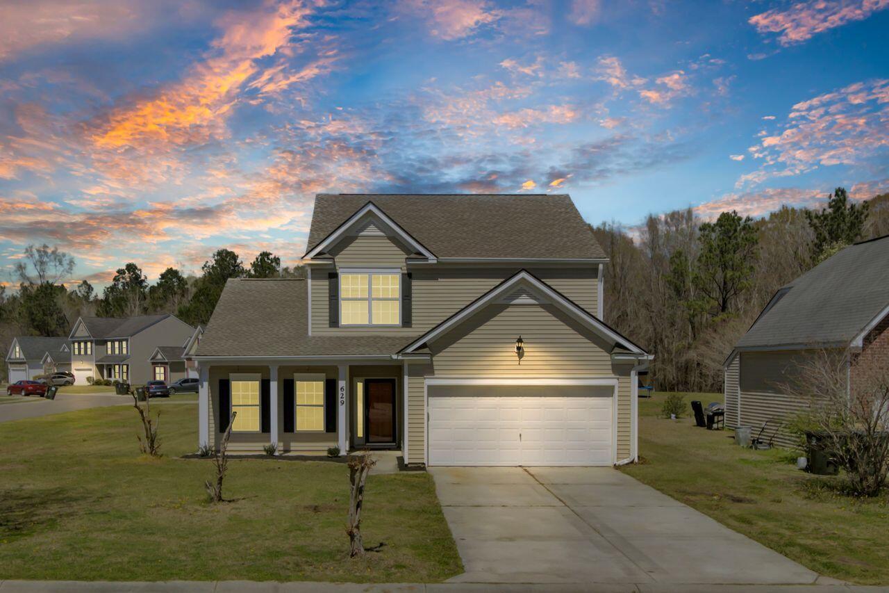 English Oak Cir, Moncks Corner, SC 29461