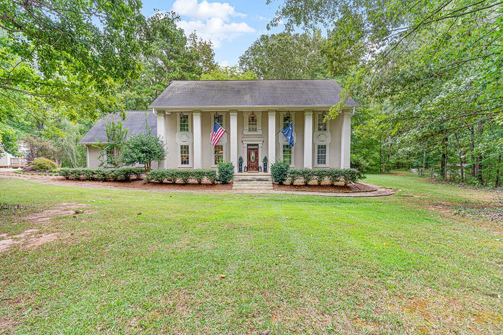 Saddle Hill Rd, Greenwood, SC 29646