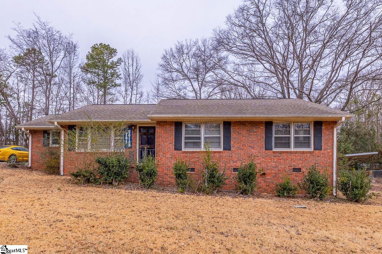 Overbrook Dr, Laurens, SC 29360