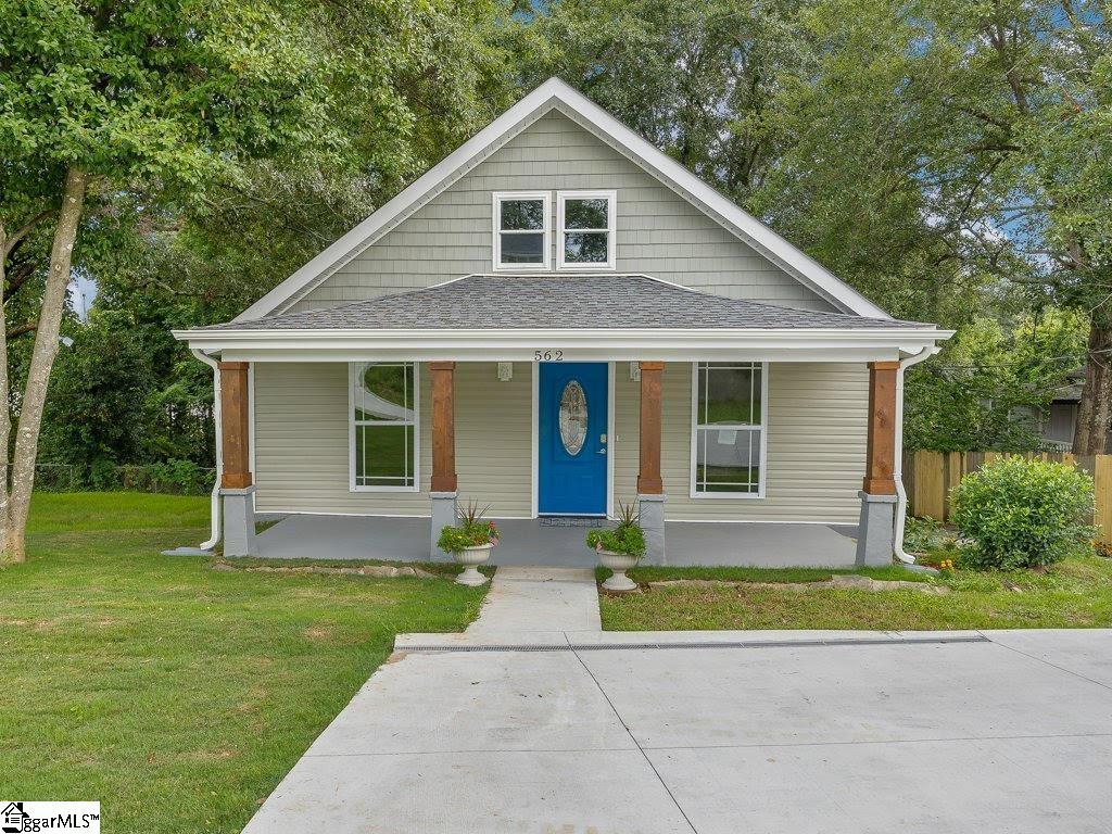 Lowndes Hill Rd, Greenville, SC 29607
