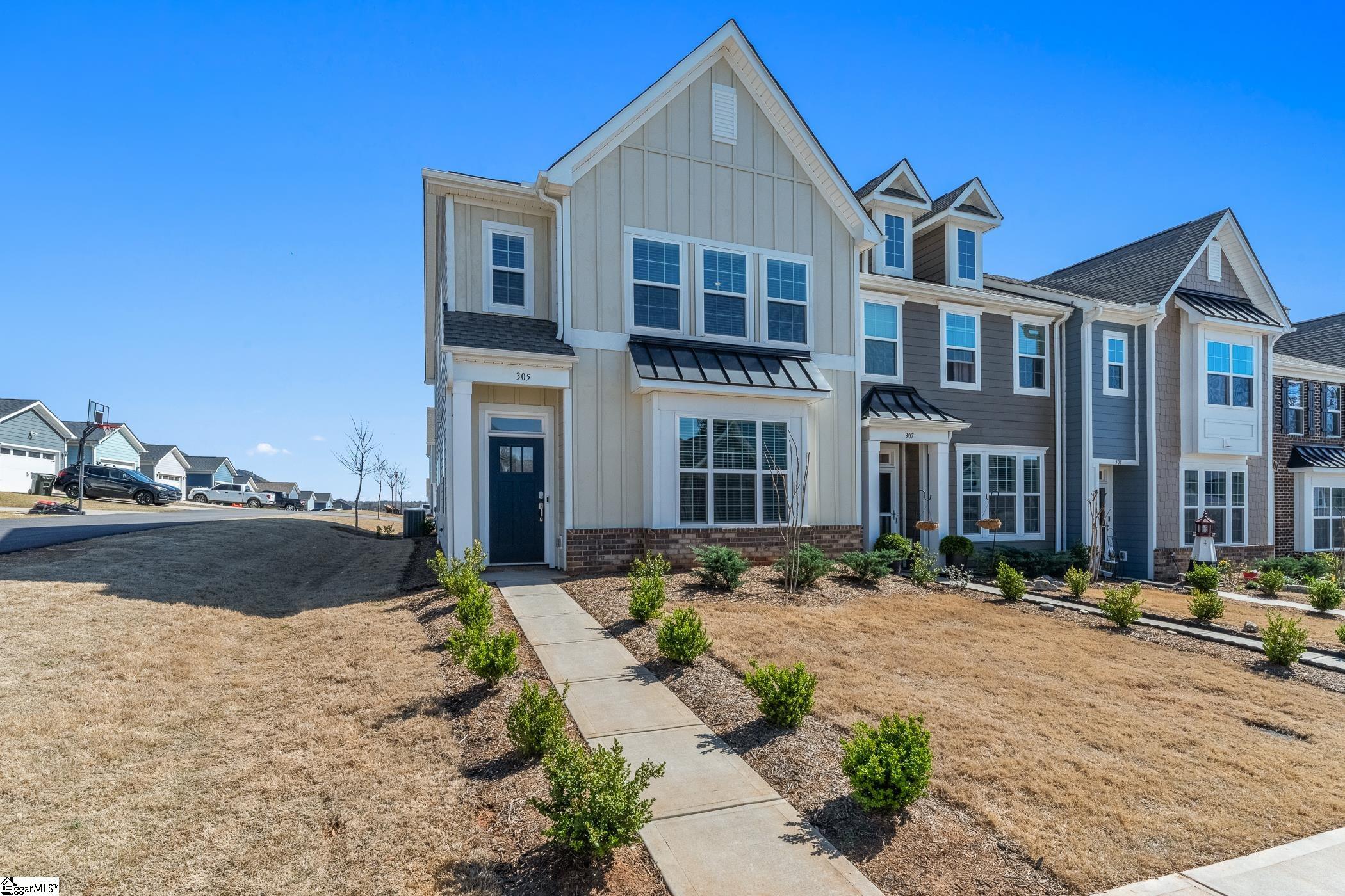 Novelty Dr, Greer, SC 29651