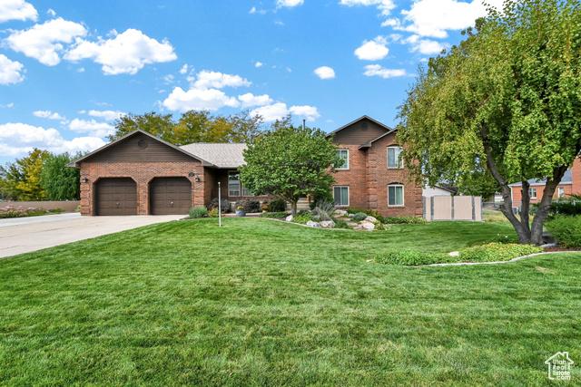 S 3100 W, Roy, UT 84067