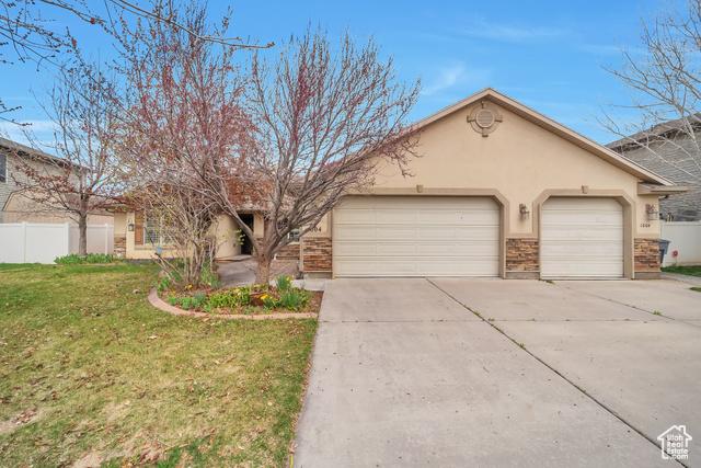 W Fox Hollow Dr, North Salt Lake, UT 84054