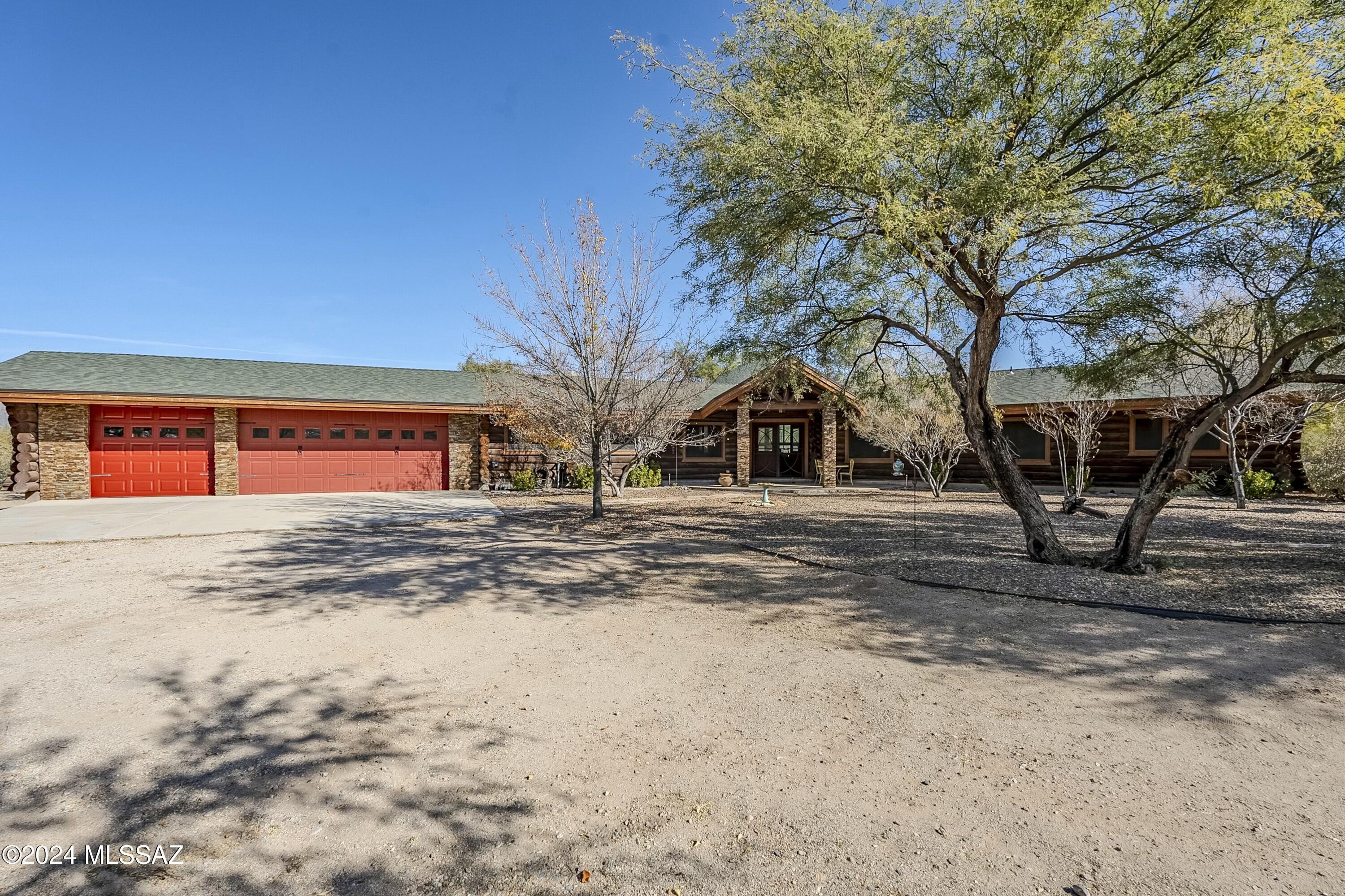 E Speedway Blvd, Tucson, AZ 85748
