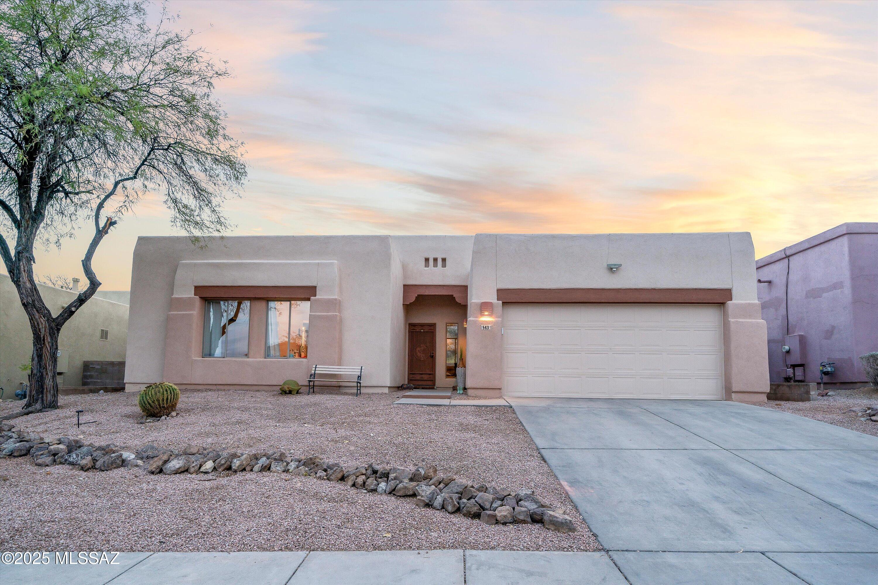 N Daystar Mountain Dr, Tucson, AZ 85745
