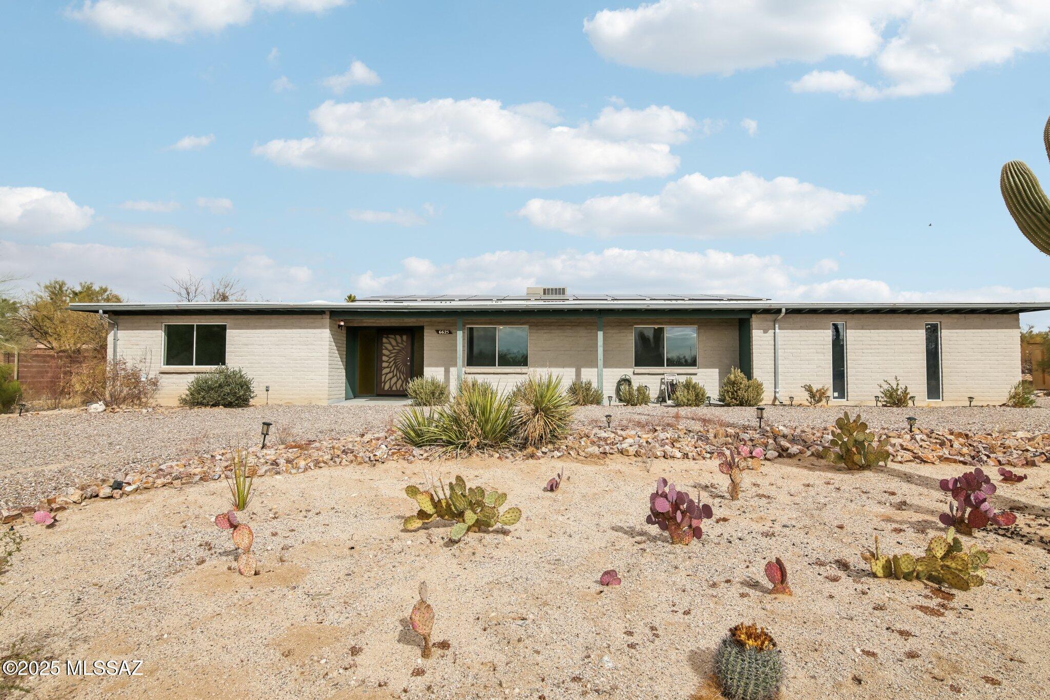 N Sesame Ln, Tucson, AZ 85704