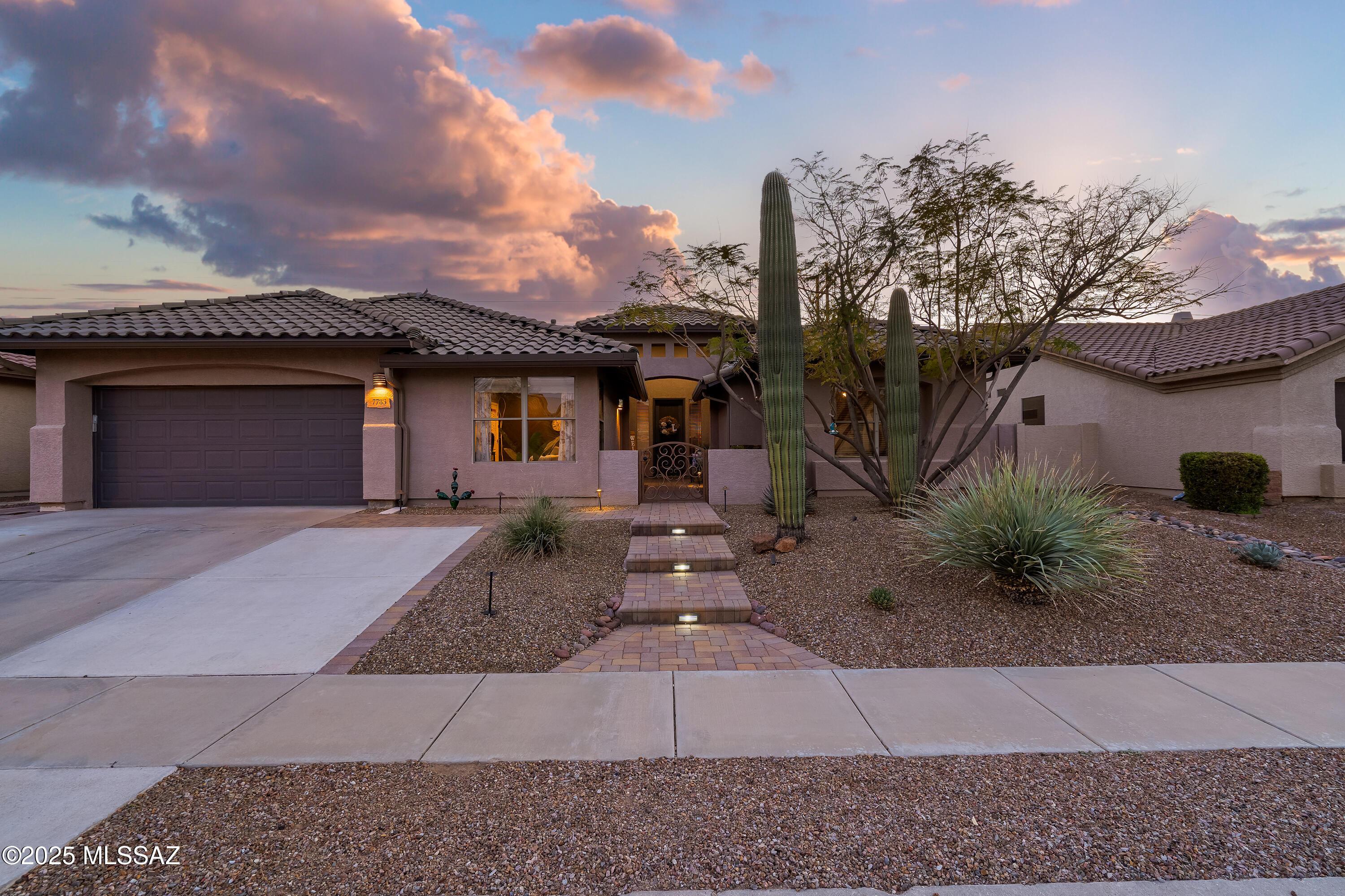 W Talavera Way, Tucson, AZ 85743