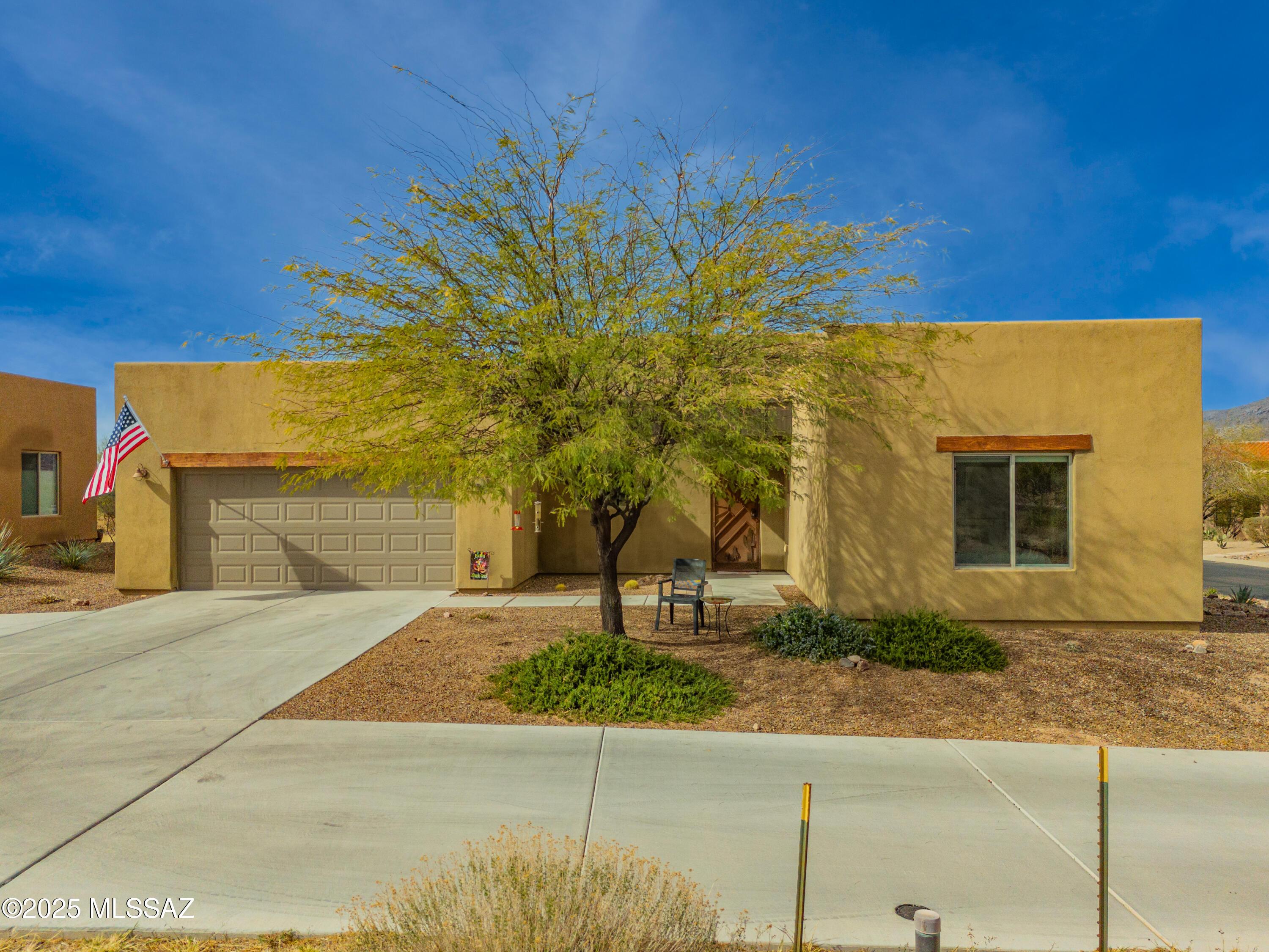 E Langtry Ln, Tucson, AZ 85747