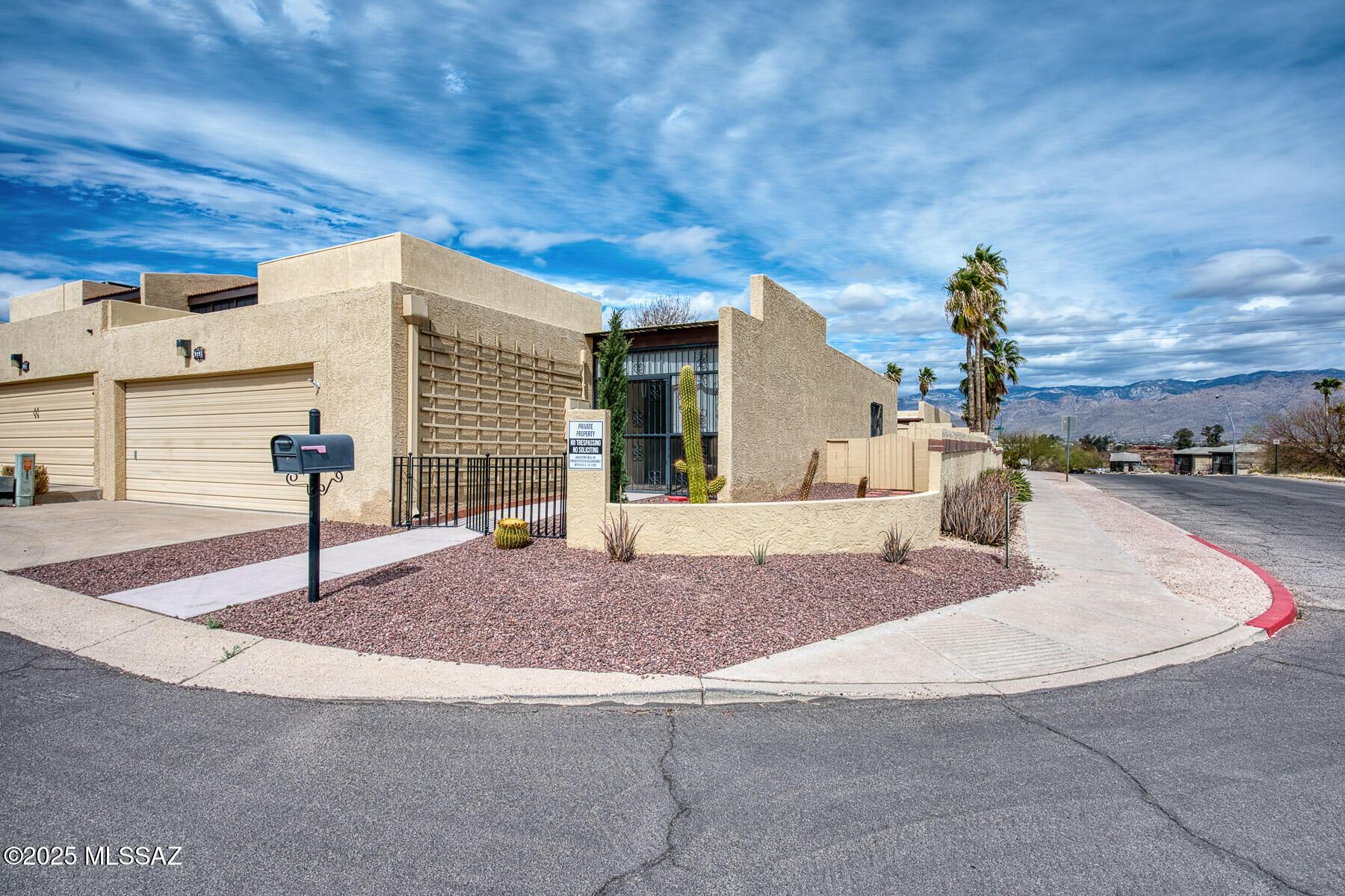 E 2nd St, Tucson, AZ 85748