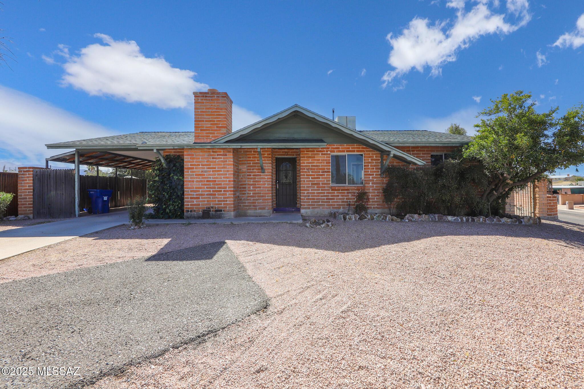 S Camino Seco, Tucson, AZ 85710