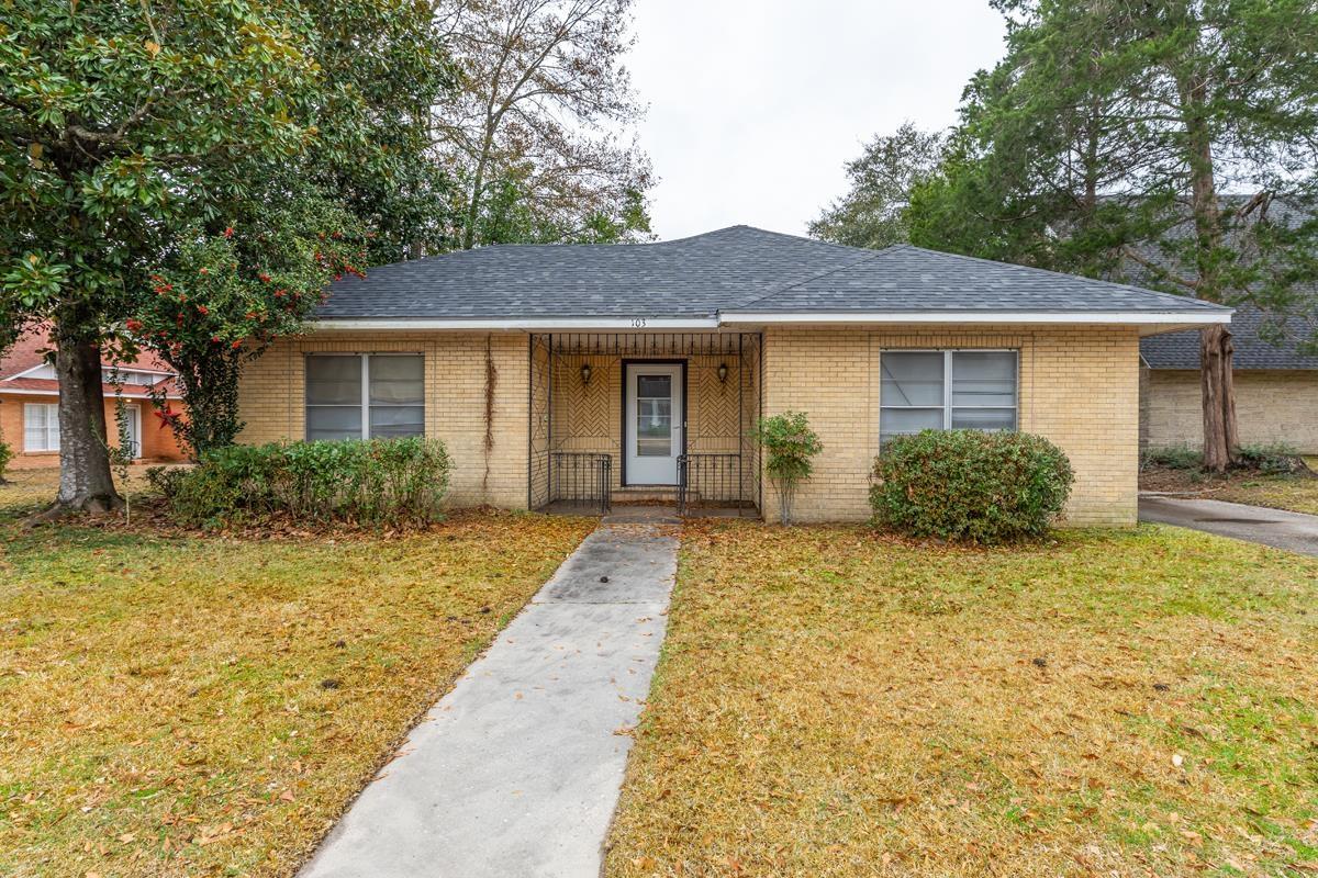 W Main St, Kirbyville, TX 75956