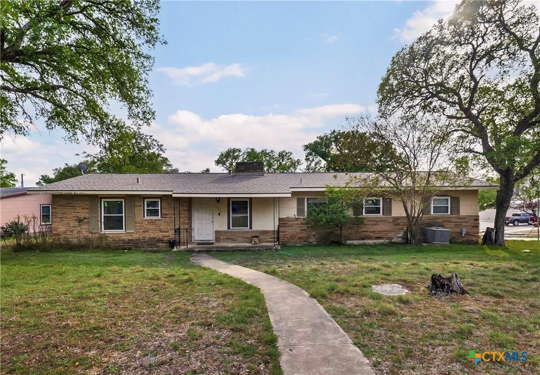 W Bluebonnet Dr, San Marcos, TX 78666