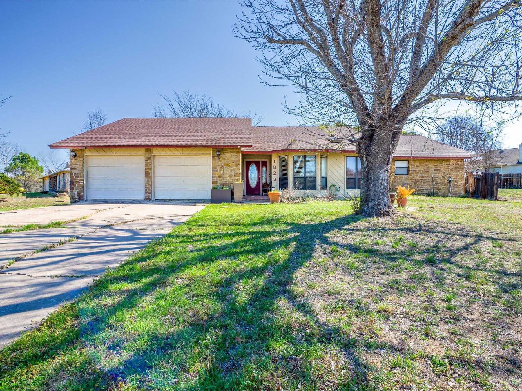 Lacy Dr, Marble Falls, TX 78654