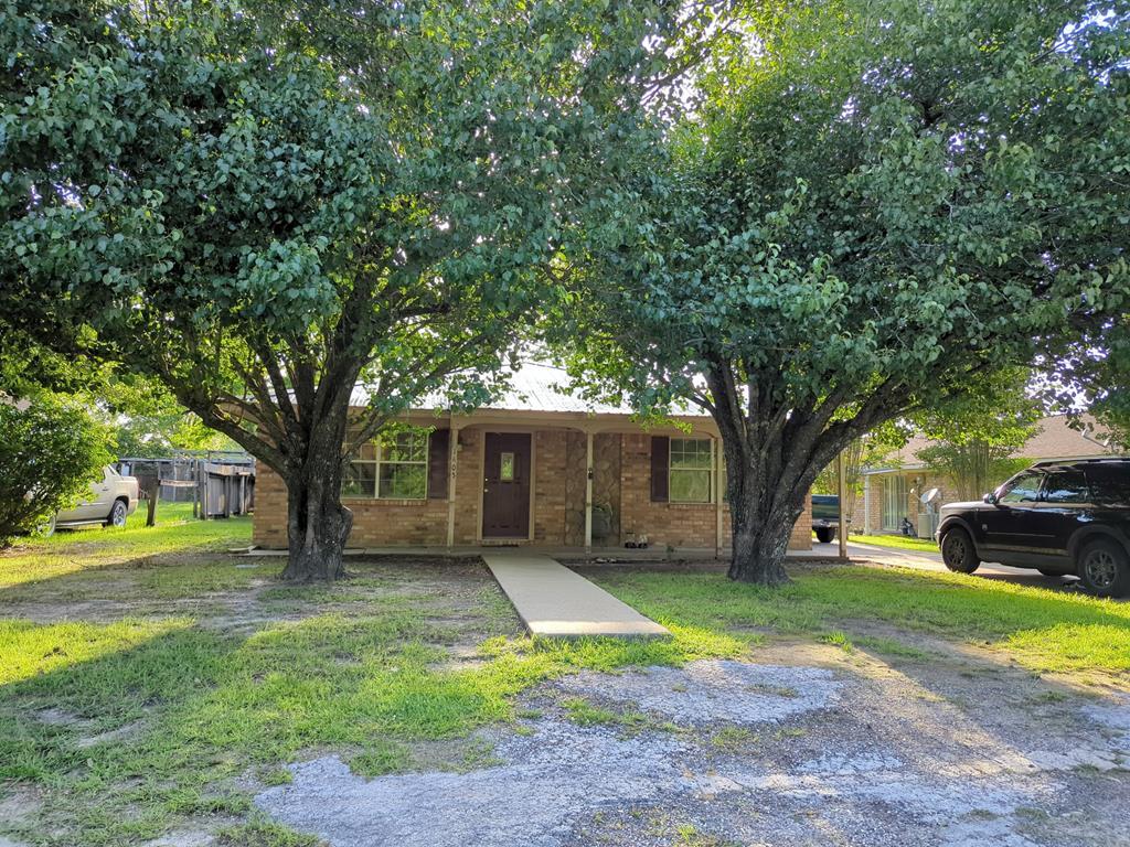 S Elizabeth Ave, Kirbyville, TX 75956