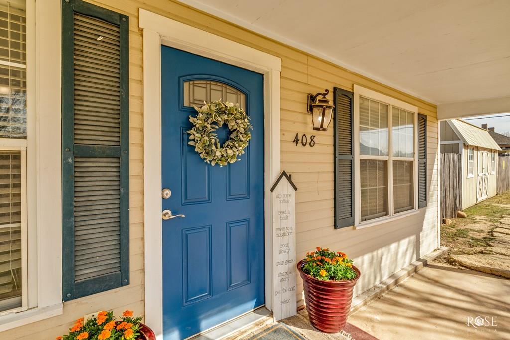 Murrell Ave, Ballinger, TX 76821