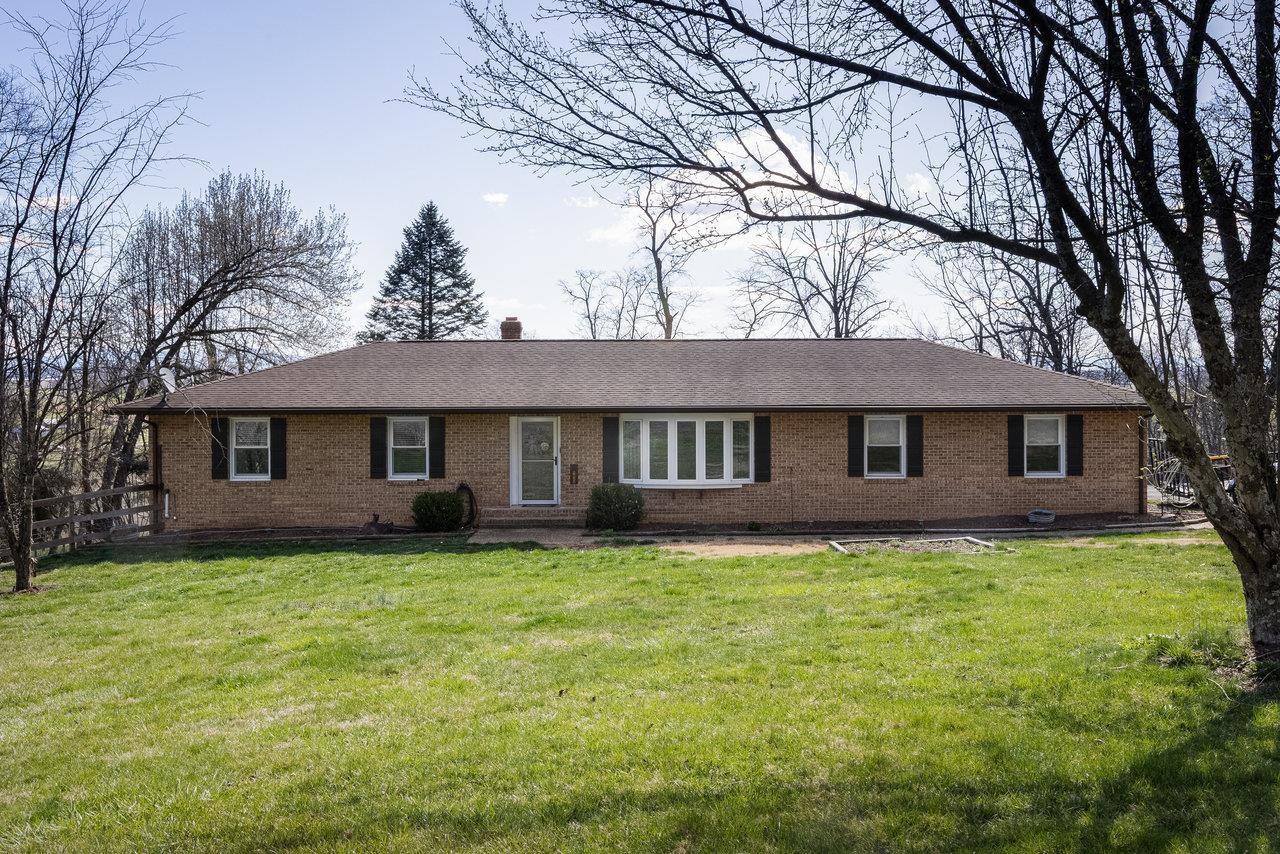 Rawley Pike, Hinton, VA 22831