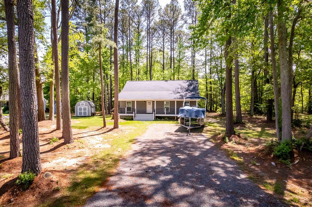 Portal Dr, Montross, VA 22520
