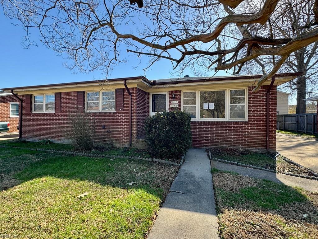 Edgewood Ave, Chesapeake, VA 23324