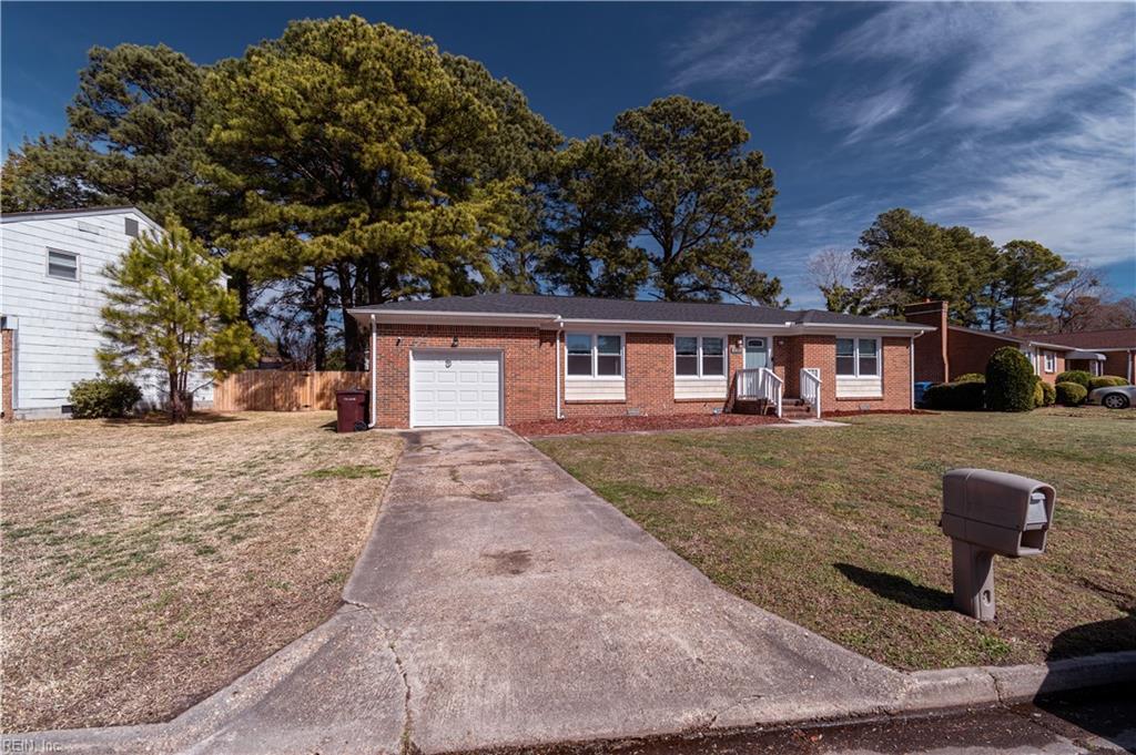 Dexter St E, Chesapeake, VA 23324