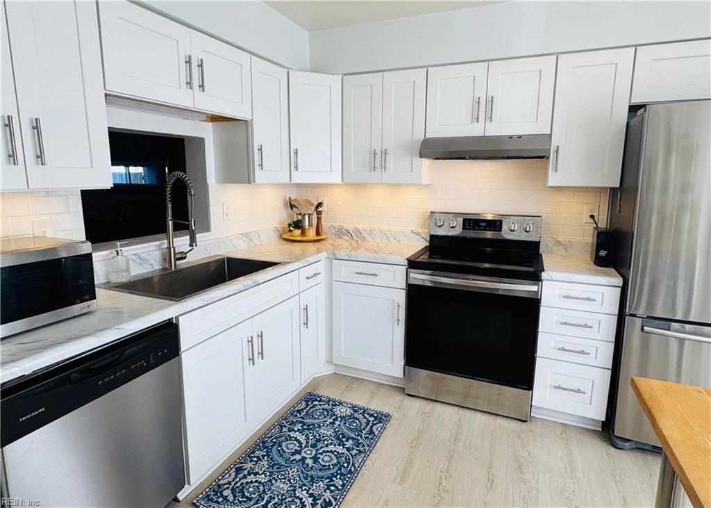 Ashbury Ln, Virginia Beach, VA 23462