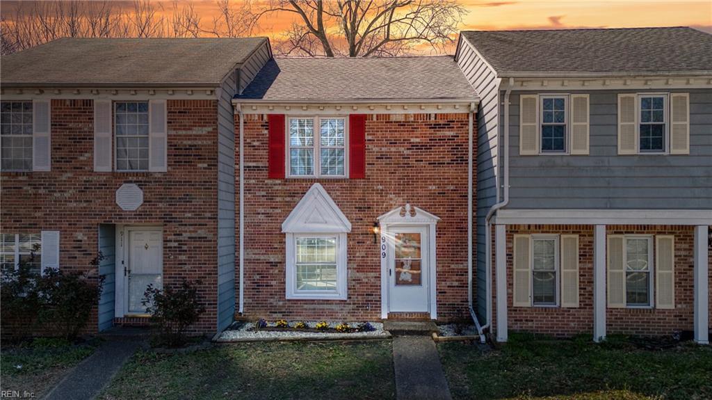 Captains Ct, Chesapeake, VA 23320
