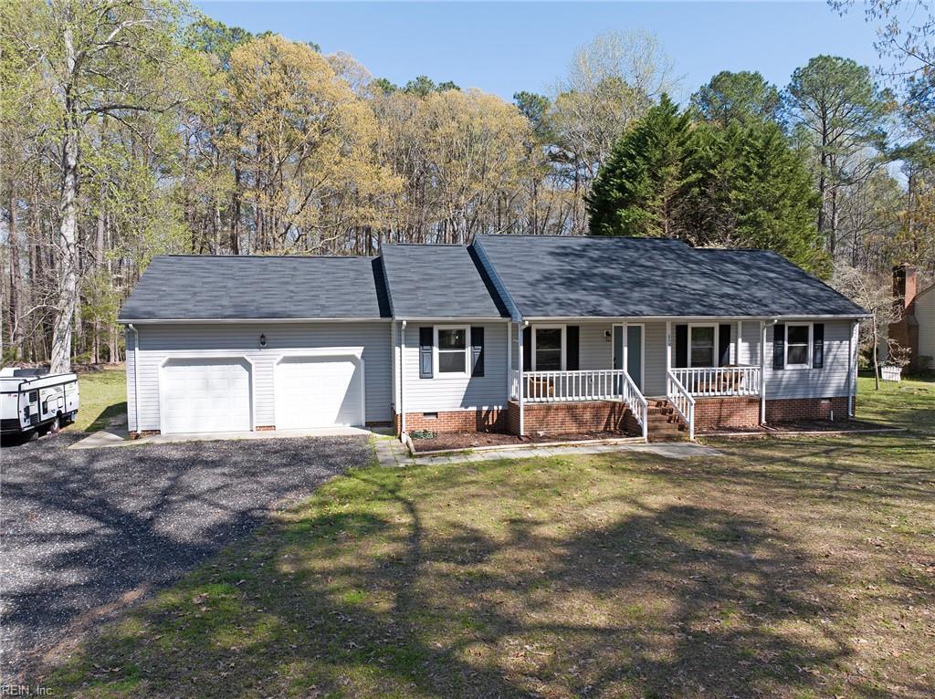 Woodhaven Dr, Gloucester, VA 23061